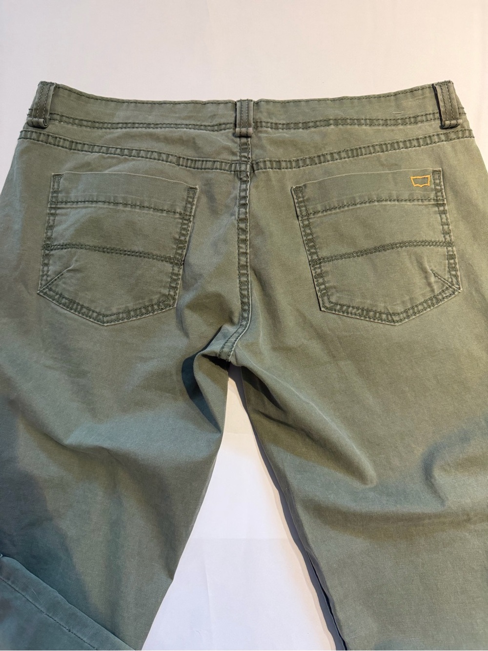 Y2K 2000’s Levi's Low Rise Baggy Cargo Capri Crop Pants Army Green Sz 13 - Picture 8 of 14